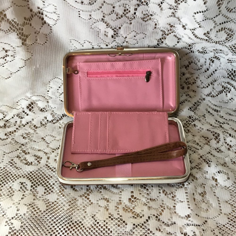 NIB WOMEN'S BROWN W/IVORY TRIM WRISTLET WALLET - Picture 11 of 13